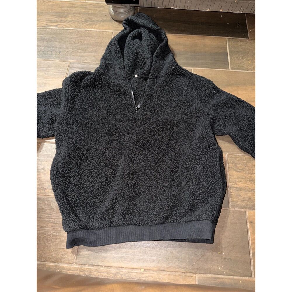 Black Sherpa Pullover